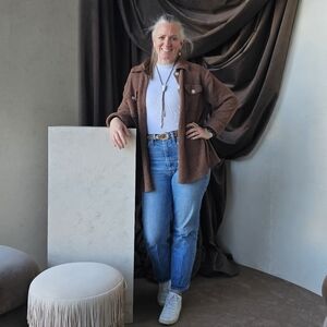 Meet your Posher, Maria